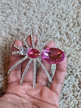 Sparkling Pink Gem Spider Brooch - Women Jewelry
